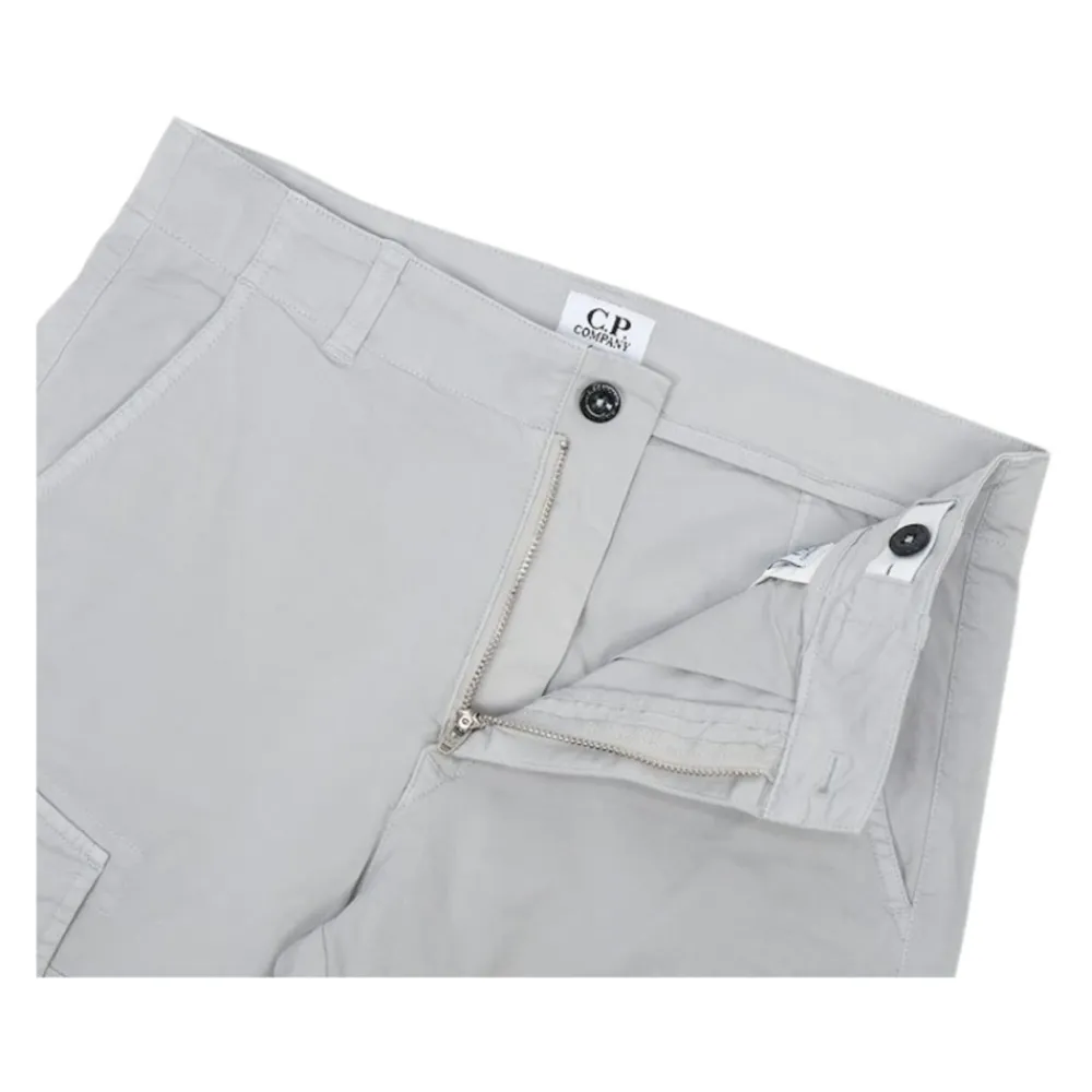 Underdele^C.P. Company Cargo Bermuda Shorts Grå