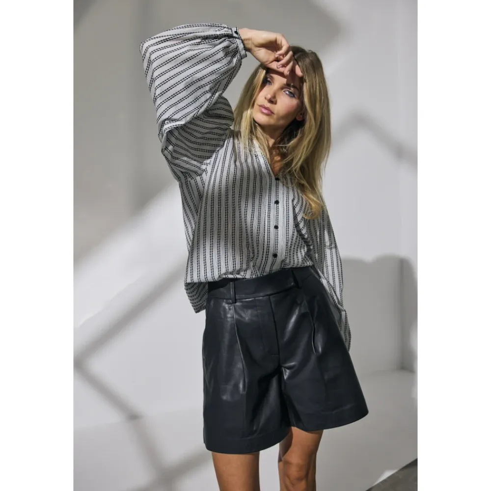 Bluser & Skjorter^Co'Couture Chic Sort og Hvid V-Shirt Grå
