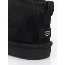 Vinterstøvler|Støvler<UGG Classic Ultra Mini Støvler Black Sort