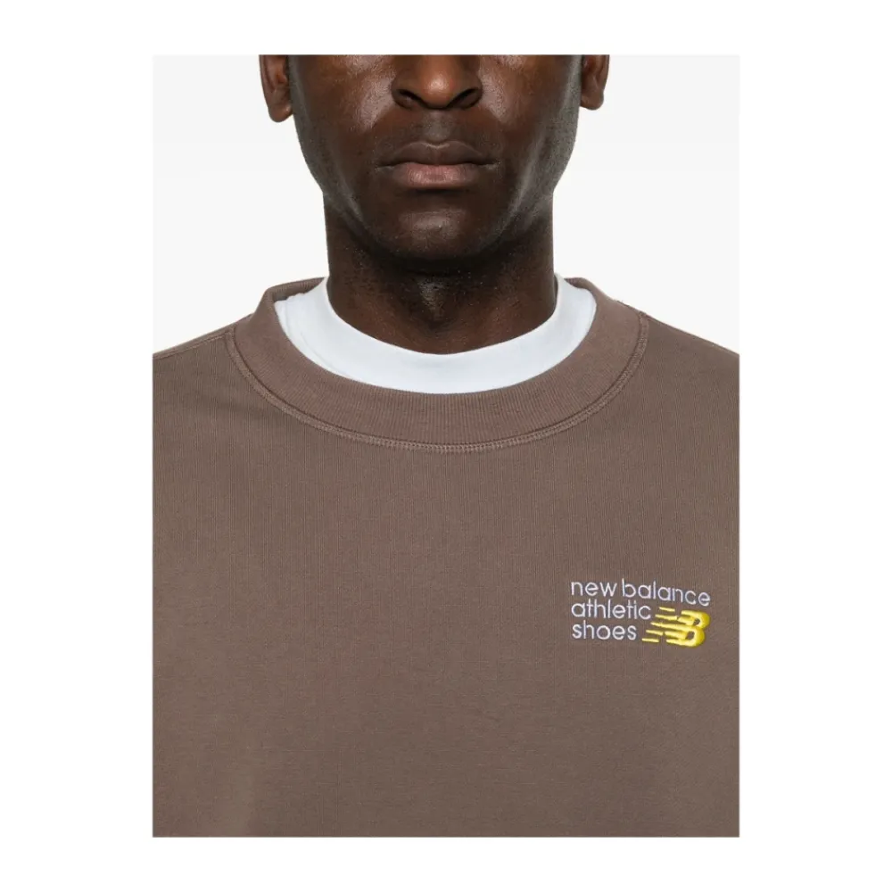 Trøjer|Sweatshirts^New Balance Crew Sweatshirt Brun