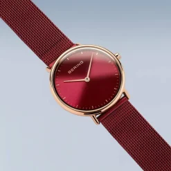 Ure^BERING Dameur Ultra Slim 29 mm Mesh Armbånd 15729-363 Rød