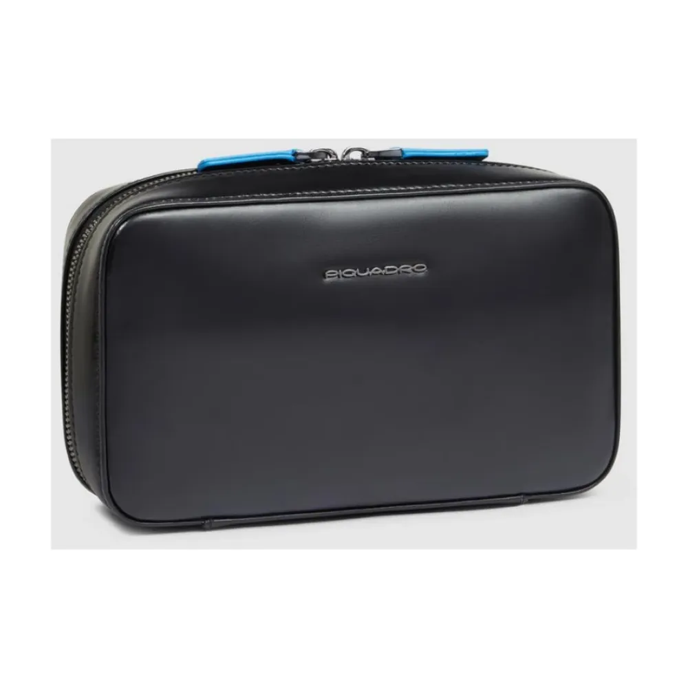Toilettasker^Piquadro Electronic cord pouch in leather with mouse pocket Sort