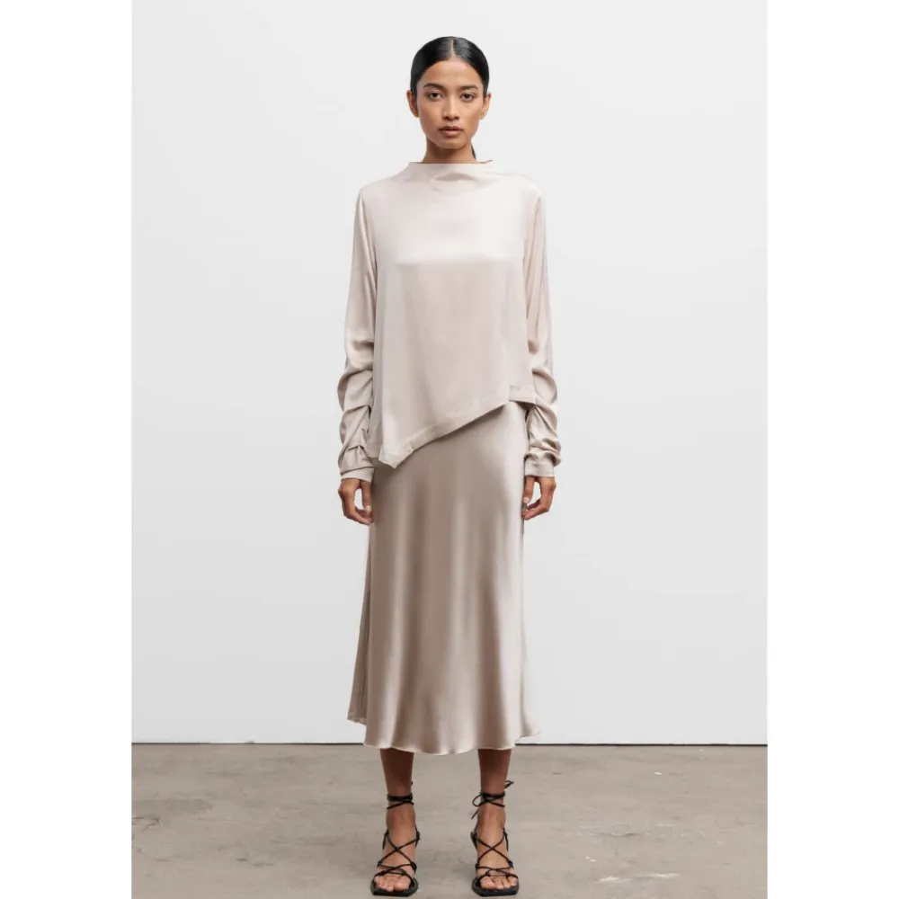 Bluser & Skjorter^Ahlvar Gallery Faye silkebluse Beige