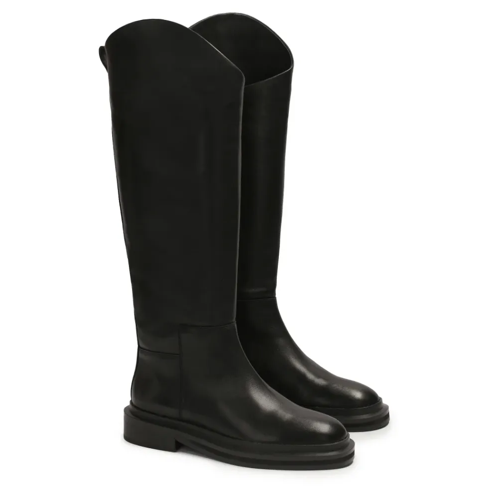 Støvler^Kazar Flad læder støvler med slip-on design Sort