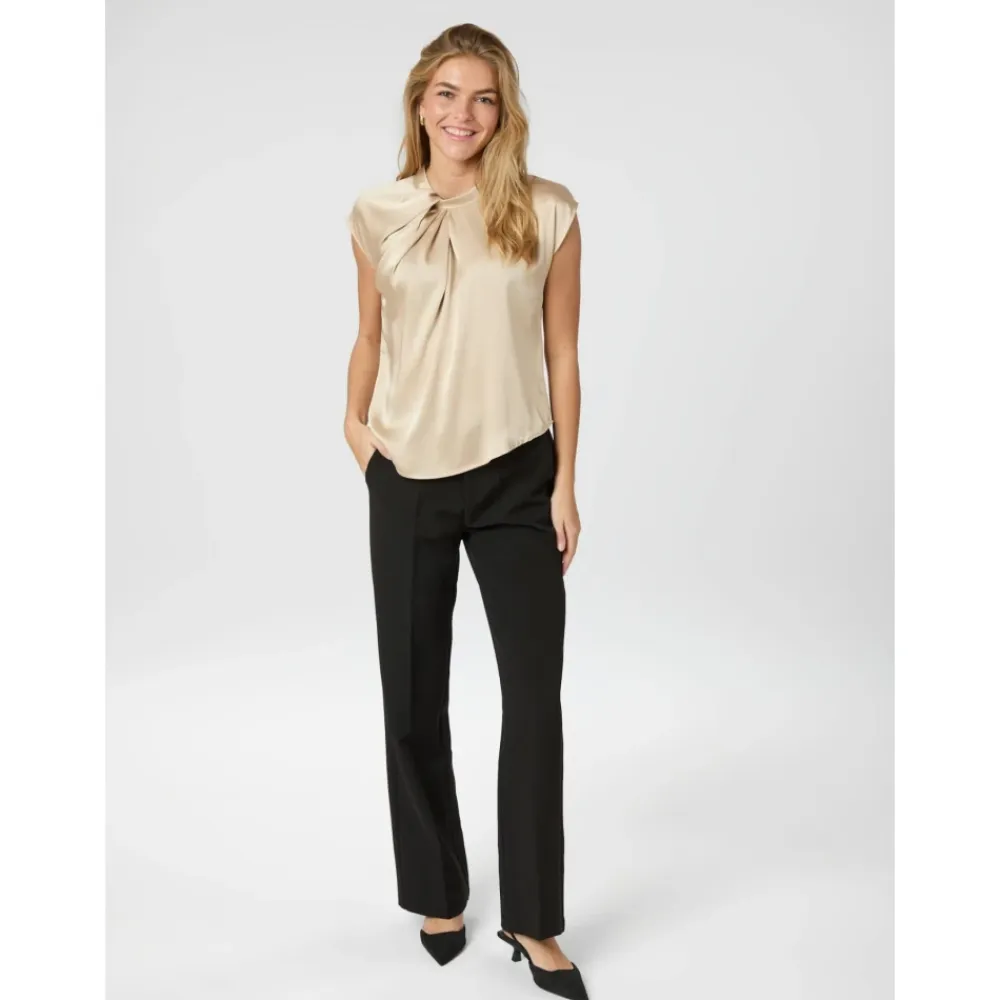 Bluser & Skjorter^Neo Noir Fleur Drapy Satin Bluse Beige