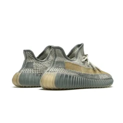 Sneakers<Yeezy Israfil Boost Sneakers - Stilfulde og Behagelige Grå