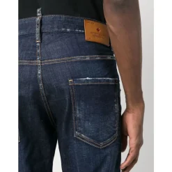 Jeans<Dsquared2 Jeans med bleget effekt og frontknap Blå
