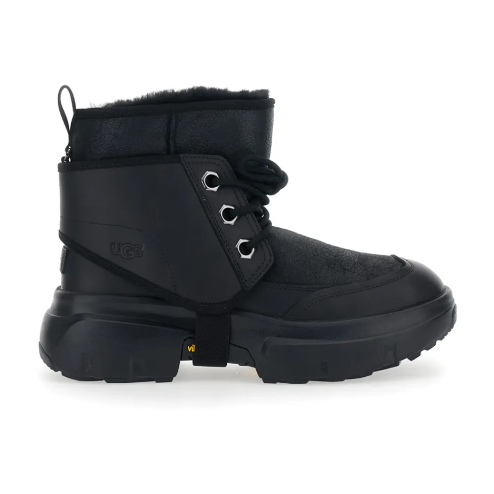Vinterstøvler<UGG JLD Boot Sort