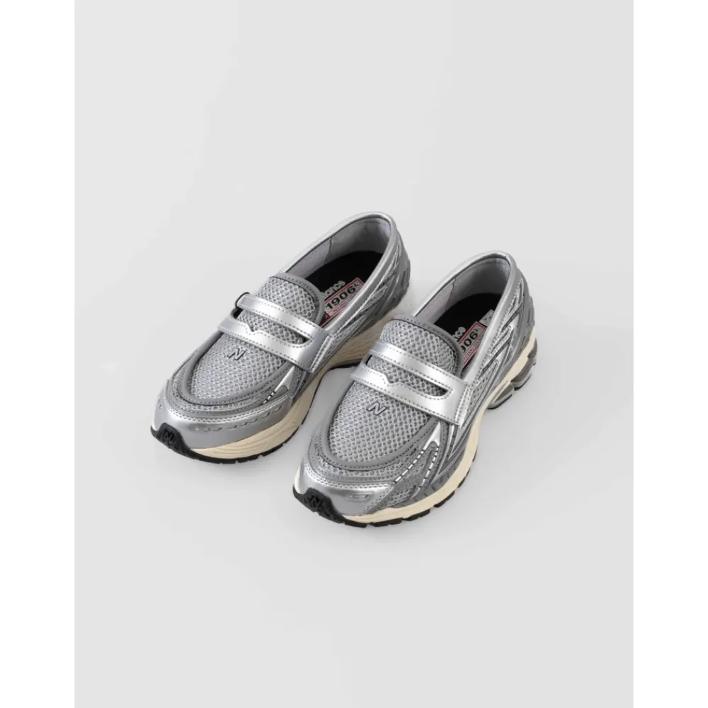 Sneakers^New Balance 1906L Loafer Grå