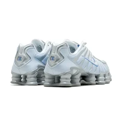 Sneakers^Nike Metallic Blue Tint Shox Sneakers Hvid