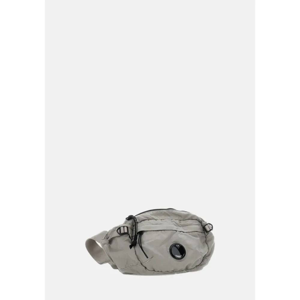 Tasker^C.P. Company Nylon B Lens Crossbody Pack Grå
