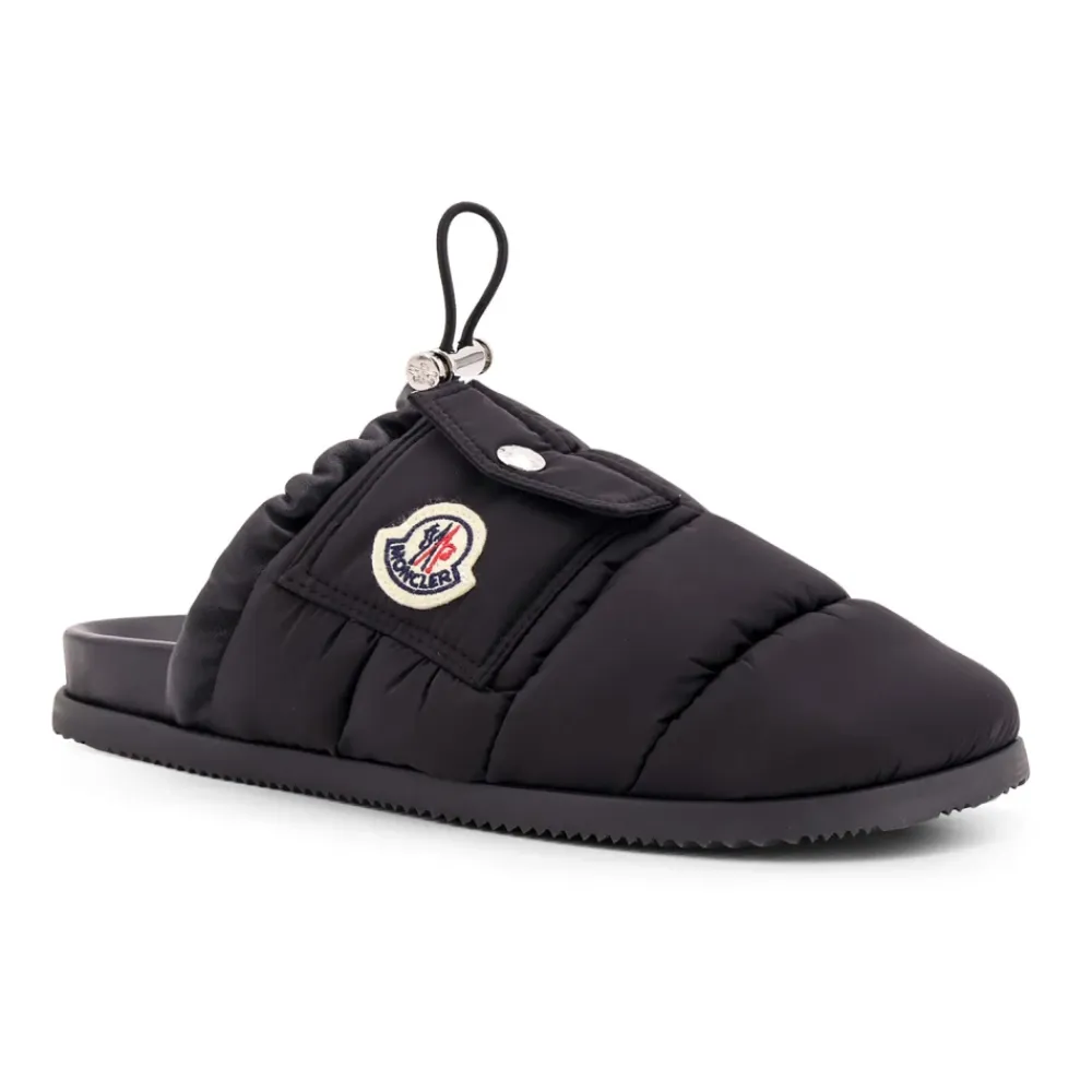 Loafers<Moncler Polstret læder-mule med lomme Sort