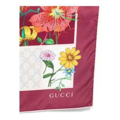 Tørklæder<Gucci Printed Silk Foulard Multifarvet