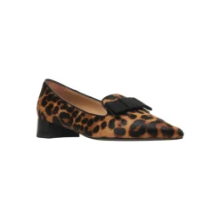 Pumps|Stiletter<Gender Pumps i kalveskind med dyreprint Brun