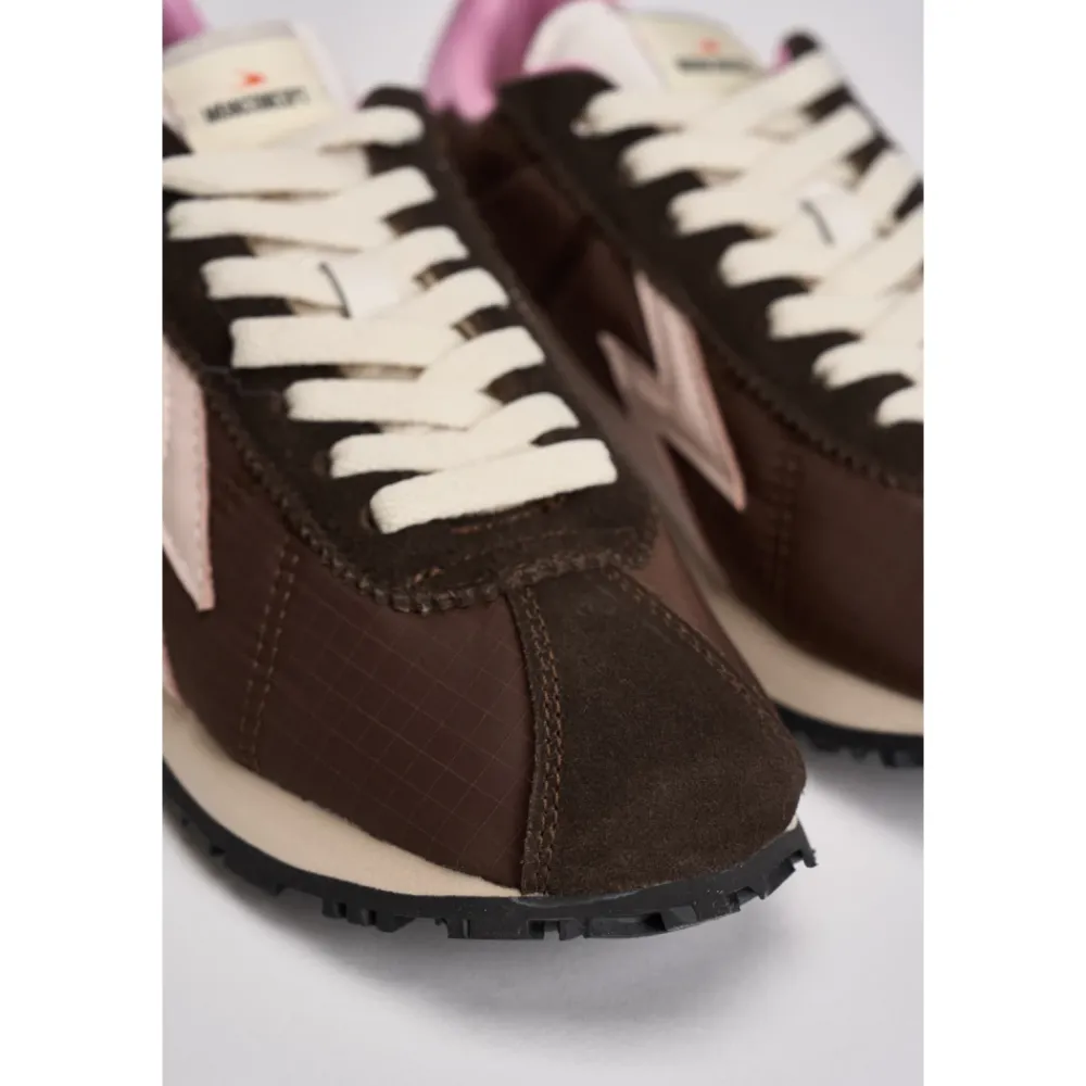 Sneakers^MOA - MASTER OF ARTS Sneakers Brun