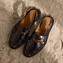 Sandaler<Angulus Slingback Loafer med Cut-Out Mønster Sort