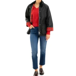 Jakker<Barbour voksbehandlet bomuldsjakke med corduroy krave Sort