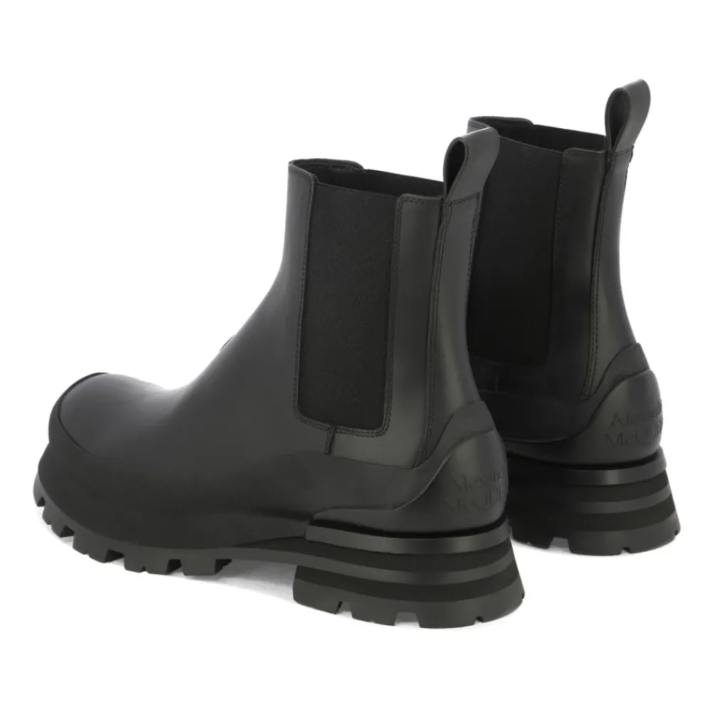 Chelsea Boots<Alexander McQueen e ankellæderstøvler til mænd Sort