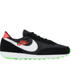 Træningssko<Nike Sporty Snøresko Sort/Grøn Multifarvet