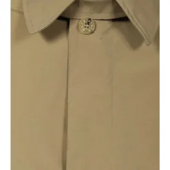 Frakker<Mackintosh Stilfuld Trench Coat med Logo Knapper Beige
