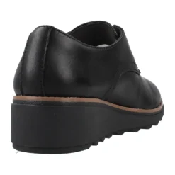 Snøresko<Clarks Stilfulde Lædersnøresko Sort