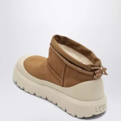 Vinterstøvler^UGG Stivale Basso Brun